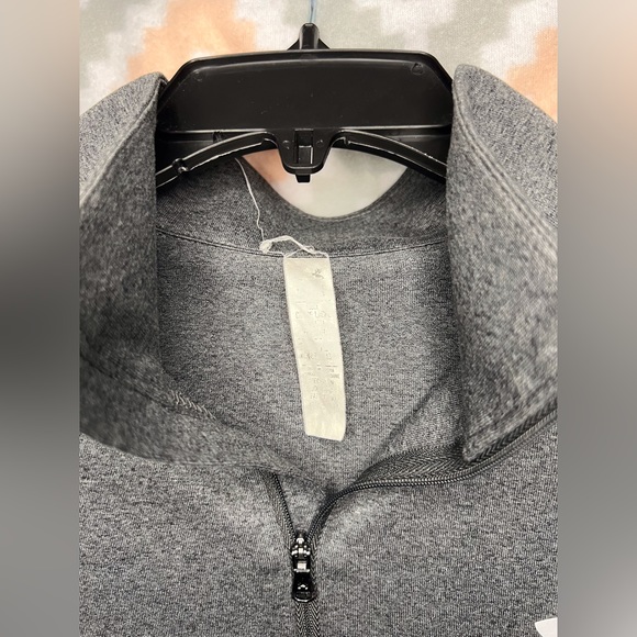 Under Armour quarter zip shirt - Picture 4 of 4